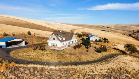 239 Patit Road Dayton WA 99328