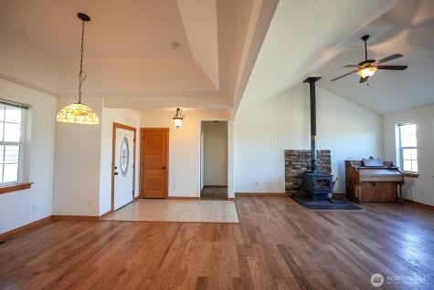 239 Patit Road Dayton WA 99328