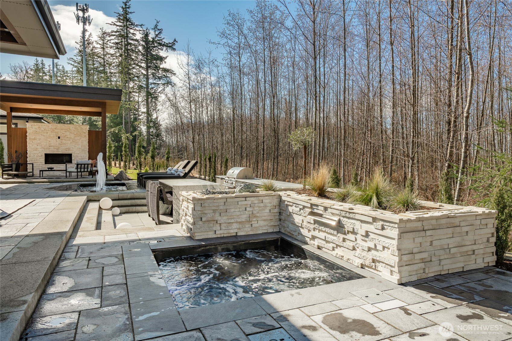 5684 Lux Lane Blaine WA 98230