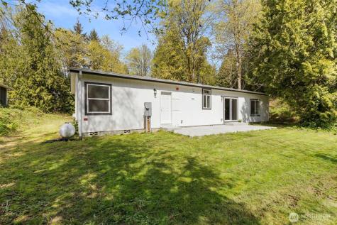 31571 Night Owl Avenue NE Kingston WA 98346