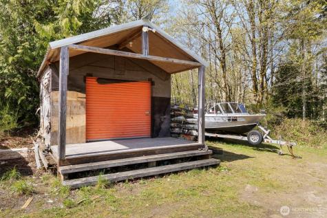 31571 Night Owl Avenue NE Kingston WA 98346