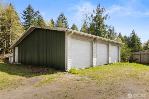 31571 Night Owl Avenue NE Kingston WA 98346