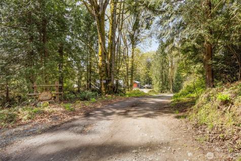 31571 Night Owl Avenue NE Kingston WA 98346