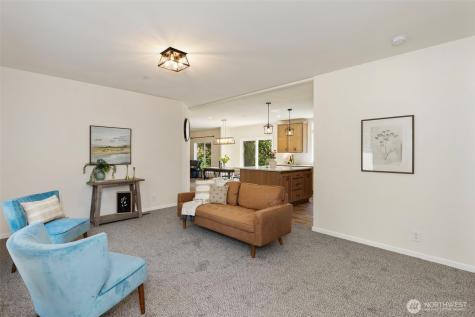 31571 Night Owl Avenue NE Kingston WA 98346