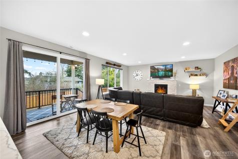2210 SW Putnam Drive Oak Harbor WA 98277