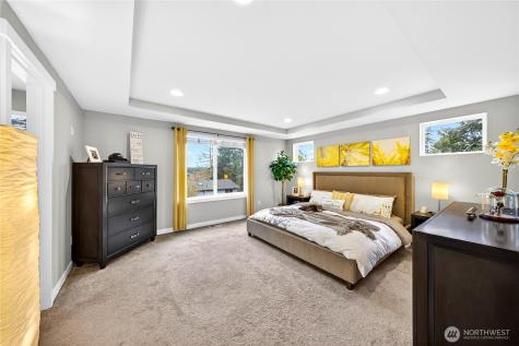 2210 SW Putnam Drive Oak Harbor WA 98277