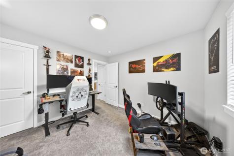 2210 SW Putnam Drive Oak Harbor WA 98277