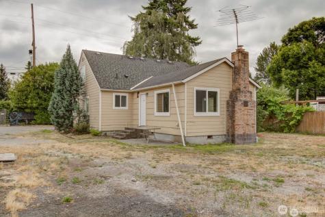 2618 30th Avenue E Tacoma WA 98443