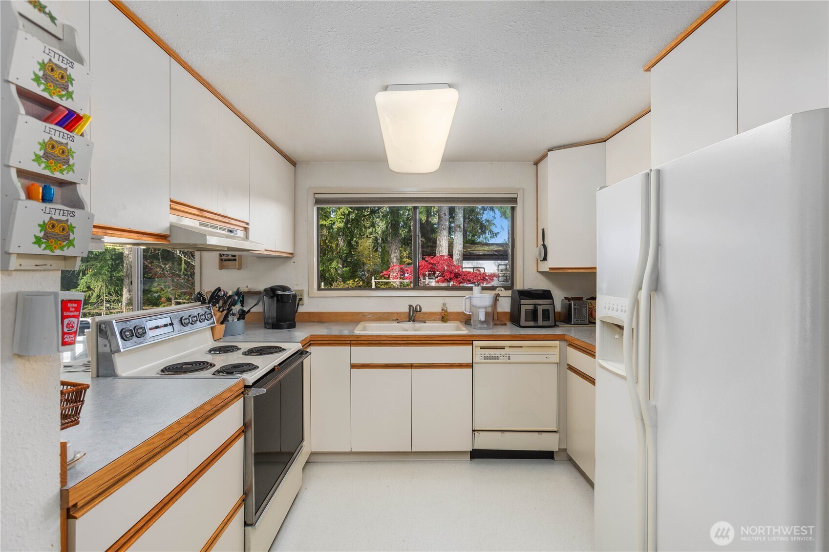 350 Olympic Drive E Grapeview WA 98546