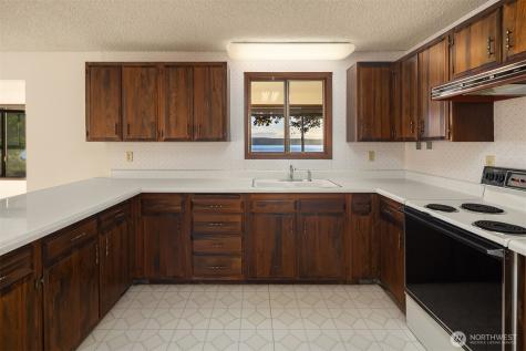 1156 S West Camano Drive Camano Island WA 98282