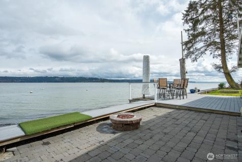 3187 Shoreline Drive Camano Island WA 98282