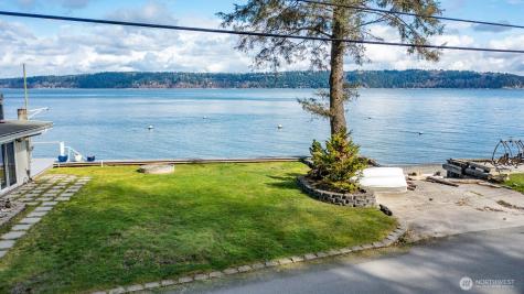 3187 Shoreline Drive Camano Island WA 98282