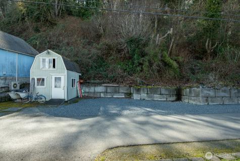 3187 Shoreline Drive Camano Island WA 98282