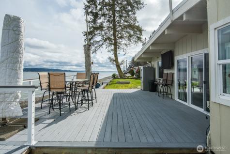 3187 Shoreline Drive Camano Island WA 98282
