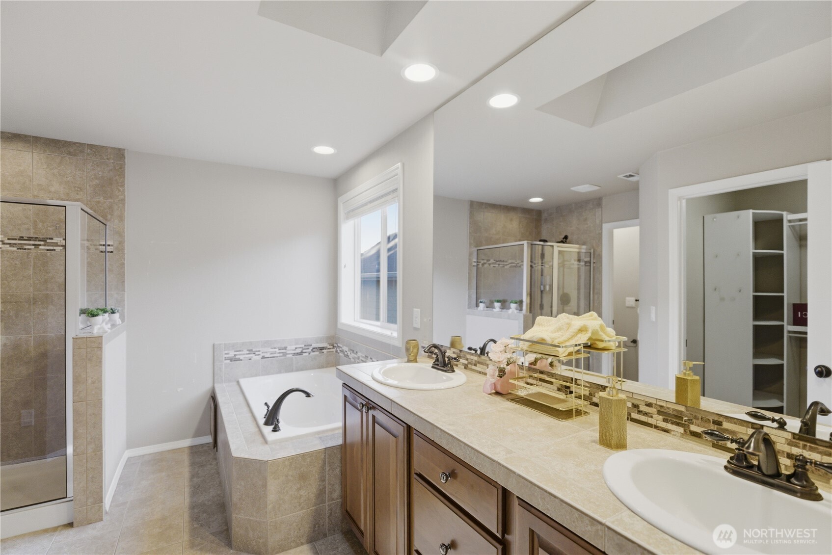 12855 NE 197th Place Woodinville WA 98072