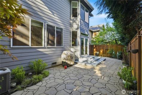 12855 NE 197th Place Woodinville WA 98072