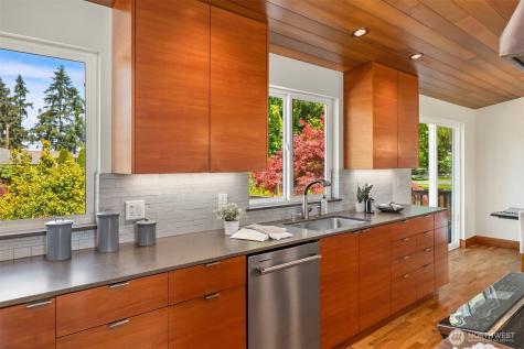 7105 190th Street SW Lynnwood WA 98036