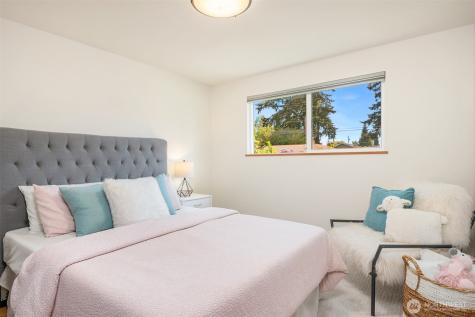 7105 190th Street SW Lynnwood WA 98036