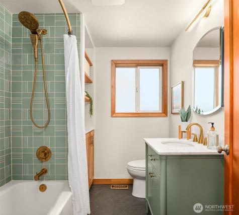 7105 190th Street SW Lynnwood WA 98036