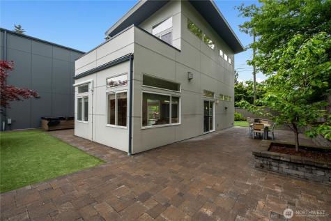 3200 E Republican Street Seattle WA 98112