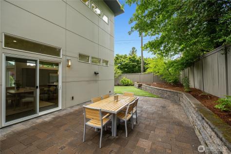 3200 E Republican Street Seattle WA 98112