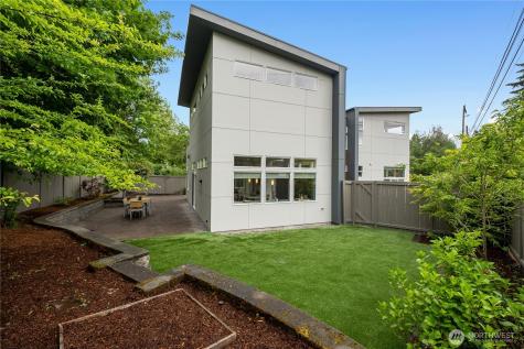 3200 E Republican Street Seattle WA 98112