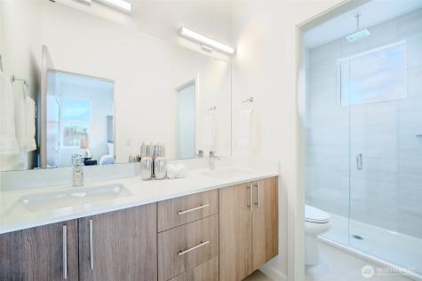 4853 S Findlay Street Seattle WA 98118