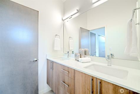 4853 S Findlay Street Seattle WA 98118