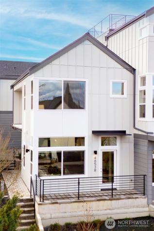 4853 S Findlay Street Seattle WA 98118