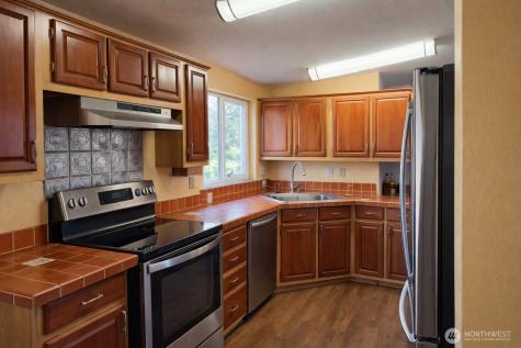 759 Park Avenue NE Ocean Shores WA 98569