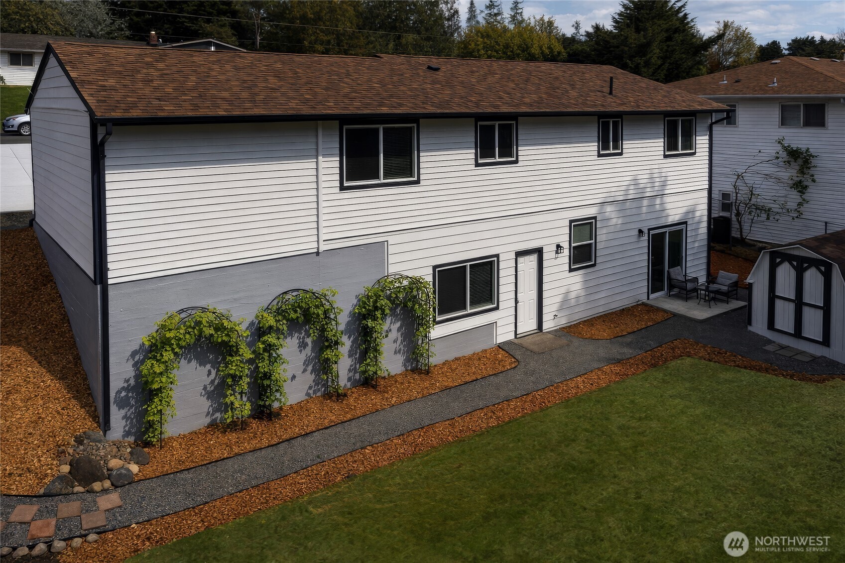 24717 S 35th Avenue Kent WA 98032