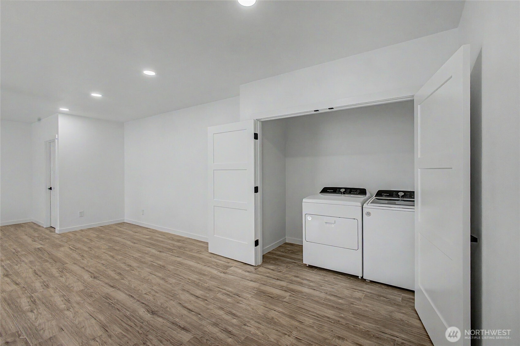 24717 S 35th Avenue Kent WA 98032
