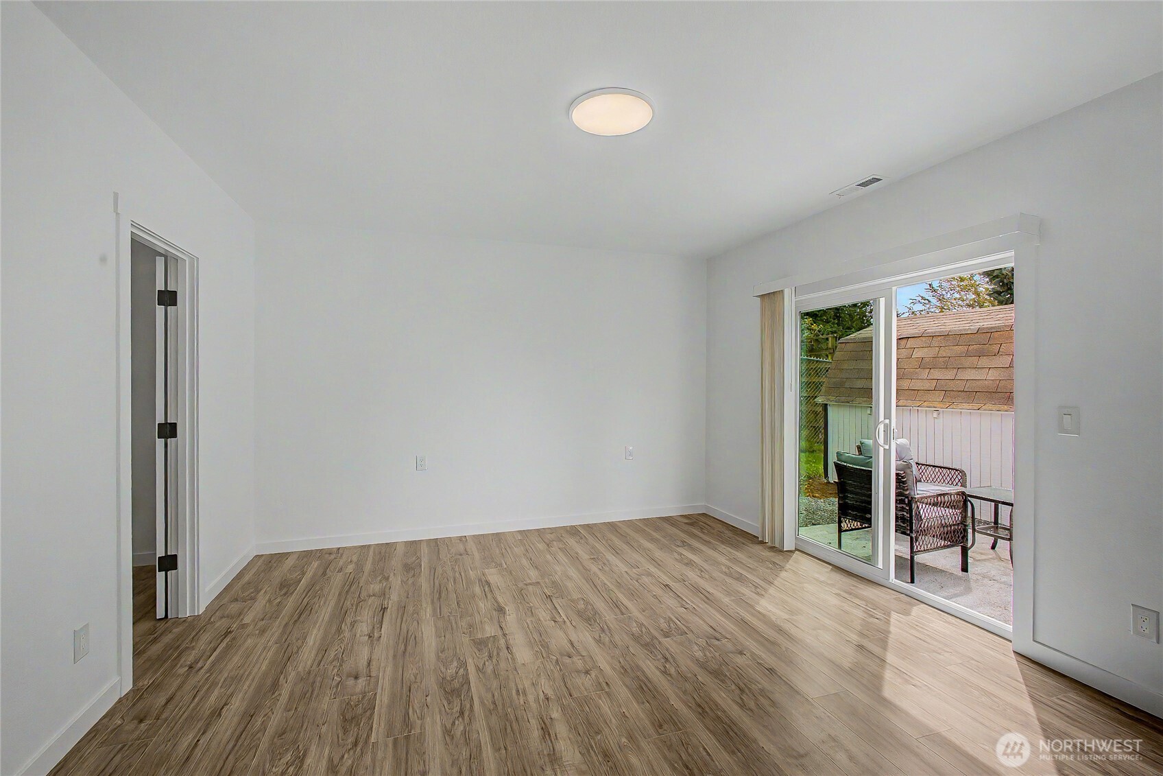24717 S 35th Avenue Kent WA 98032