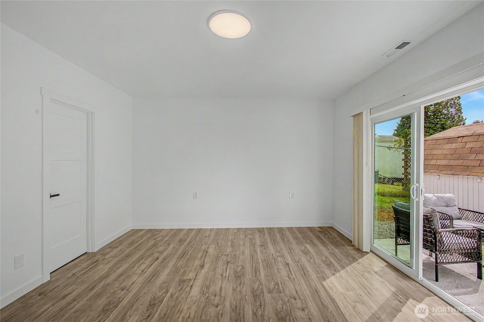 24717 S 35th Avenue Kent WA 98032