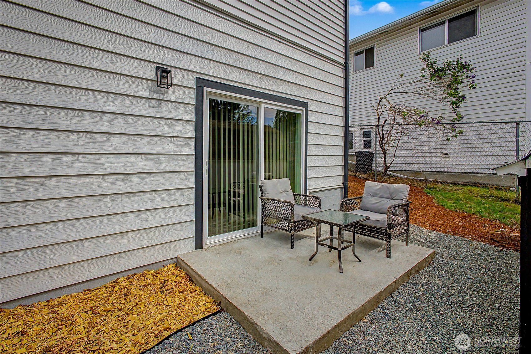 24717 S 35th Avenue Kent WA 98032