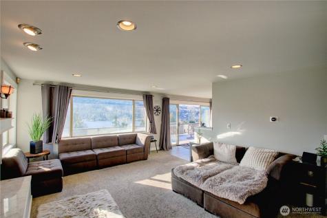 18064 Mariposa Lane Mount Vernon WA 98274