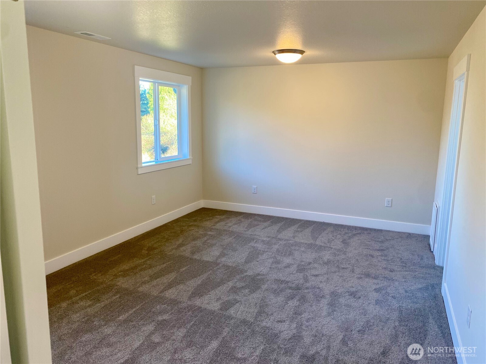 536 Rainbow Way Kelso WA 98626