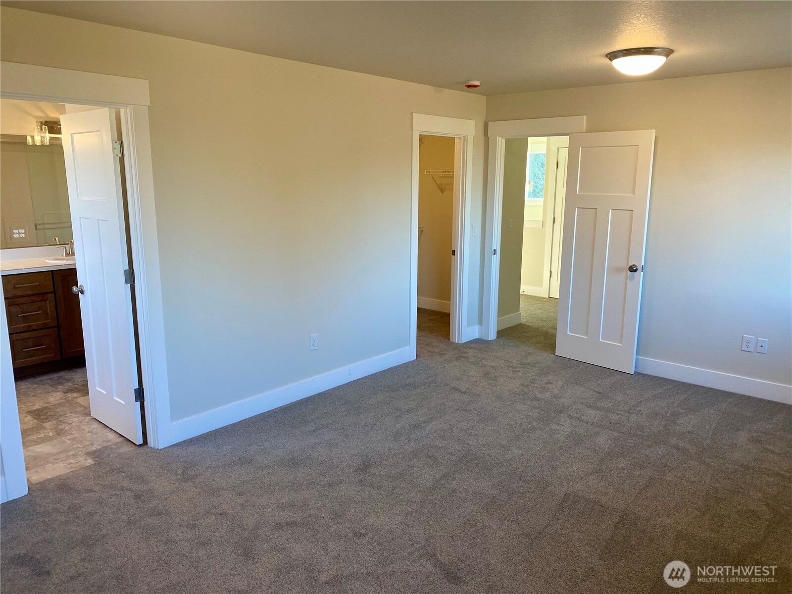 536 Rainbow Way Kelso WA 98626