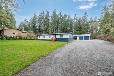 4565 Woodland Circle Oak Harbor WA 98277