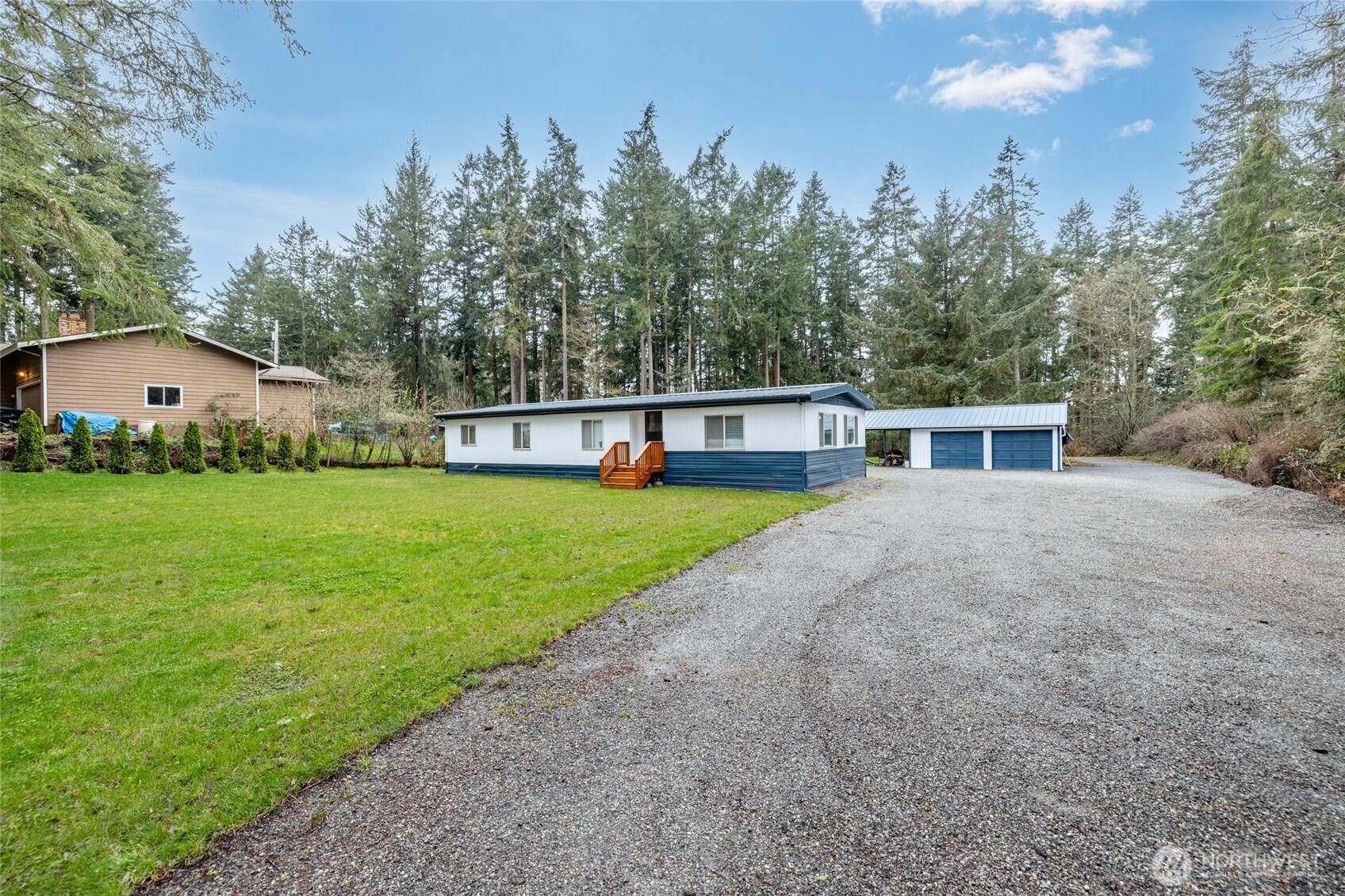 4565 Woodland Circle Oak Harbor WA 98277