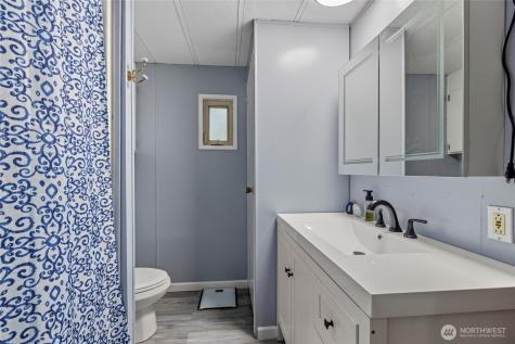 4565 Woodland Circle Oak Harbor WA 98277