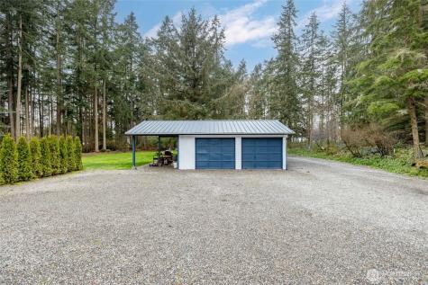 4565 Woodland Circle Oak Harbor WA 98277