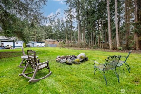 4565 Woodland Circle Oak Harbor WA 98277