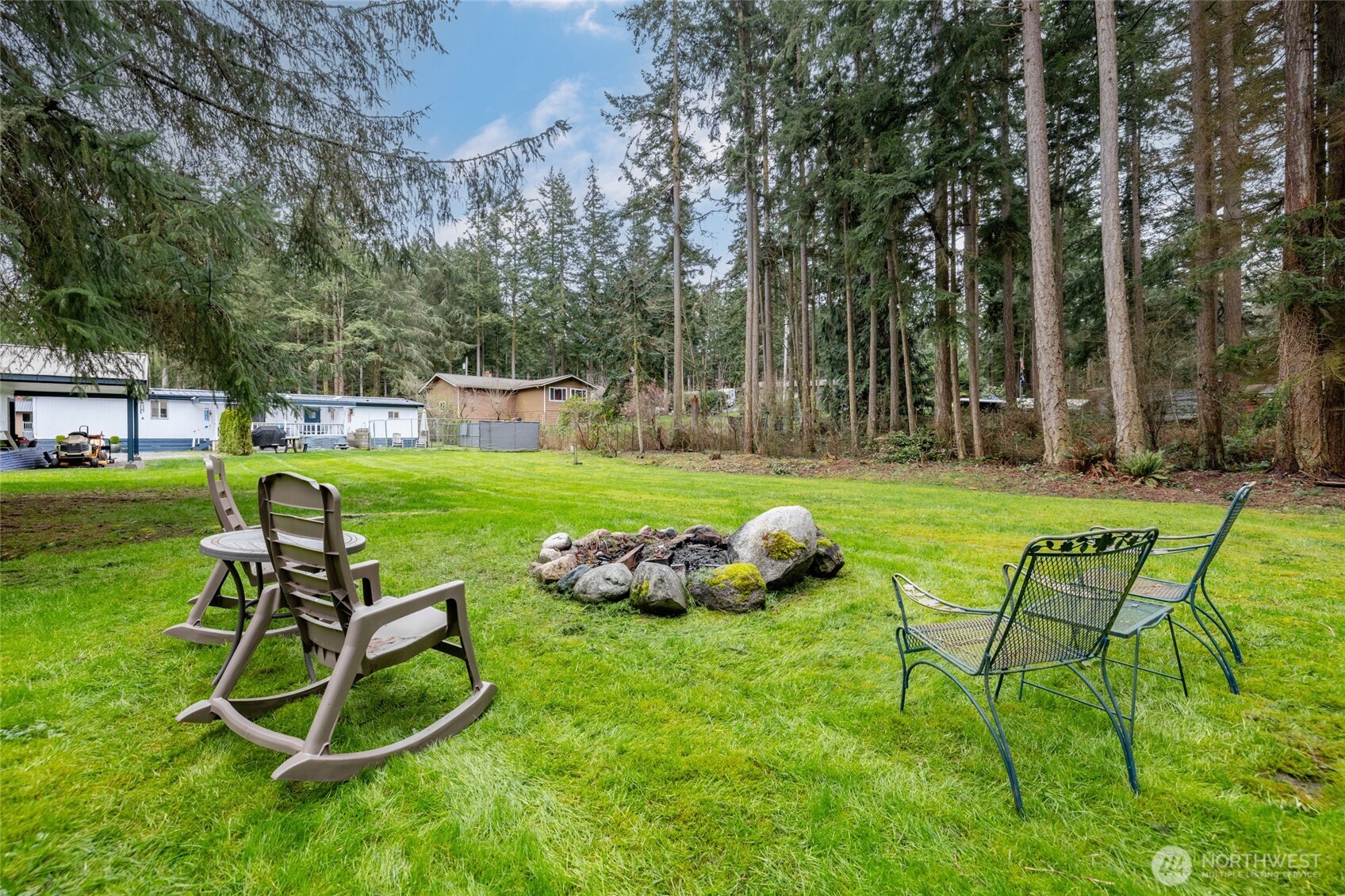 4565 Woodland Circle Oak Harbor WA 98277