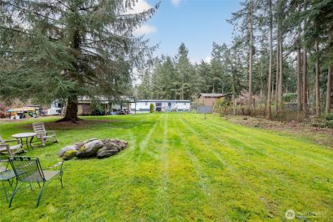 4565 Woodland Circle Oak Harbor WA 98277