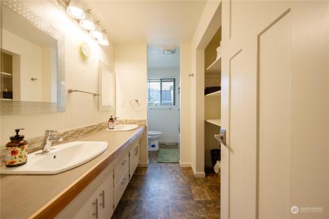 5630 Commercial Avenue Everett WA 98203