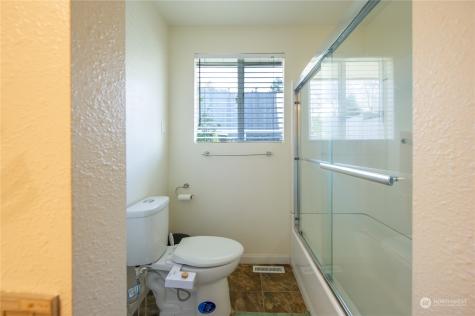 5630 Commercial Avenue Everett WA 98203