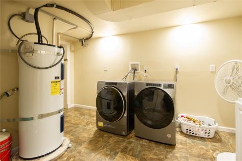 5630 Commercial Avenue Everett WA 98203