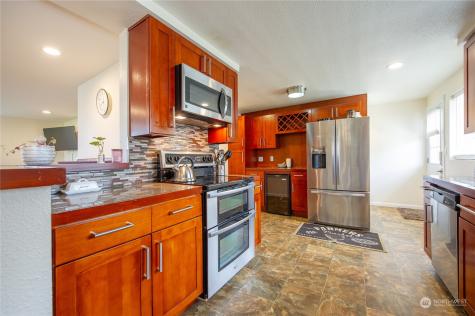 5630 Commercial Avenue Everett WA 98203