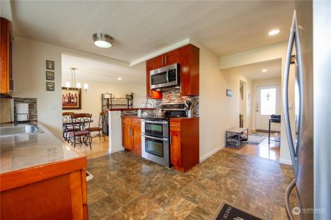 5630 Commercial Avenue Everett WA 98203